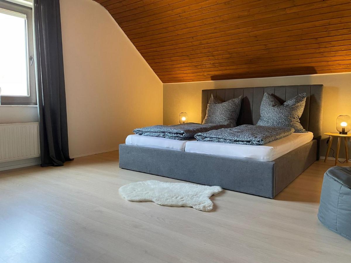 Ferienhaus Mone Моншау Экстерьер фото