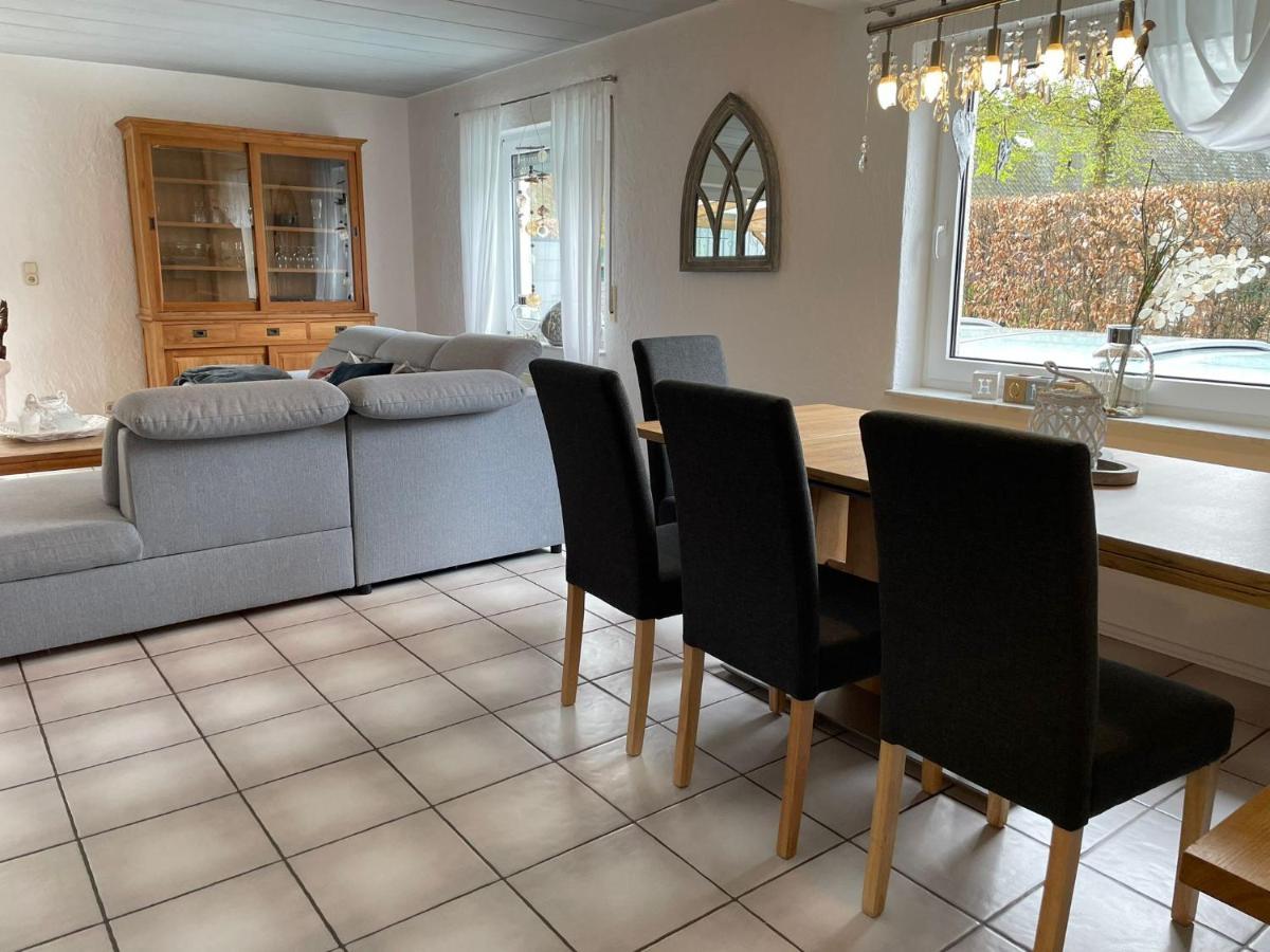 Ferienhaus Mone Моншау Экстерьер фото